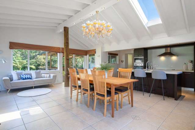 29 Colmar Road Mellons Bay_2