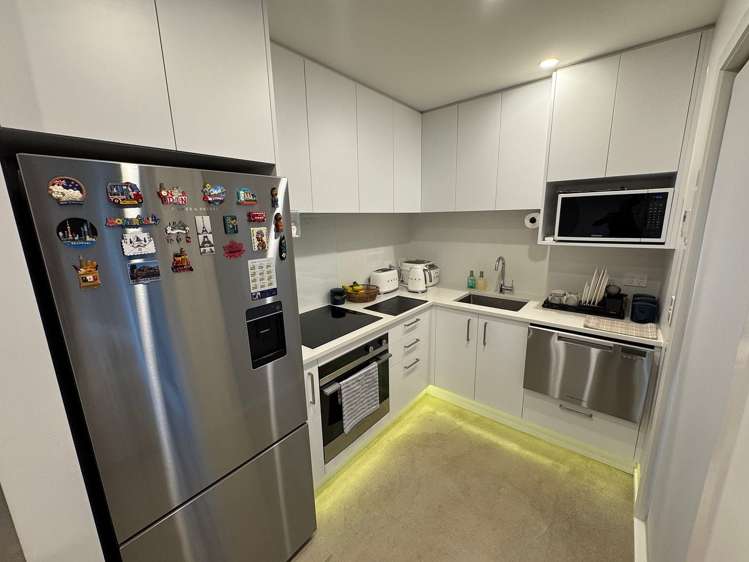 73 Cedarwood Street Woodridge_6