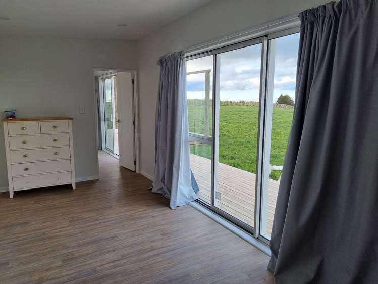 1399 Russell Road Helena Bay_13