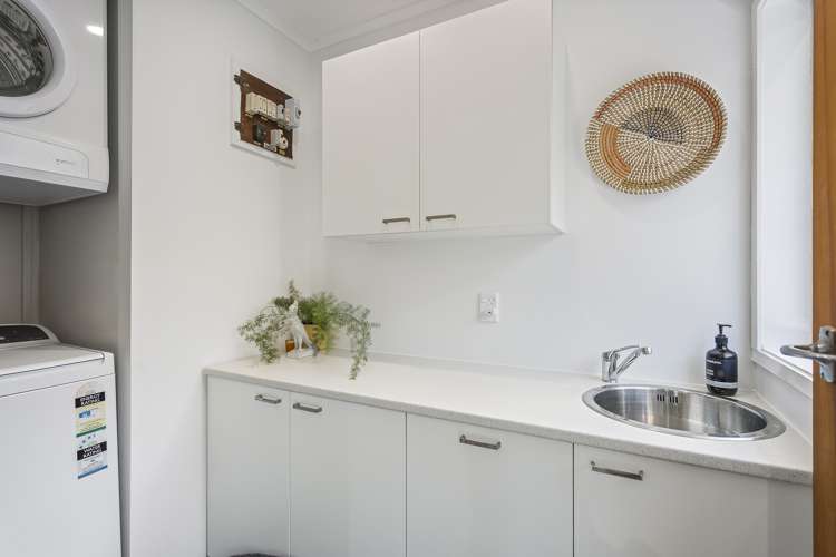 217 Rangatira Road Beach Haven_11