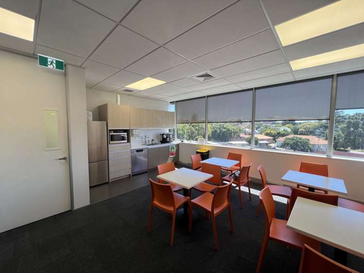L2, Unit B/600 - 604 Great South Road Ellerslie_4