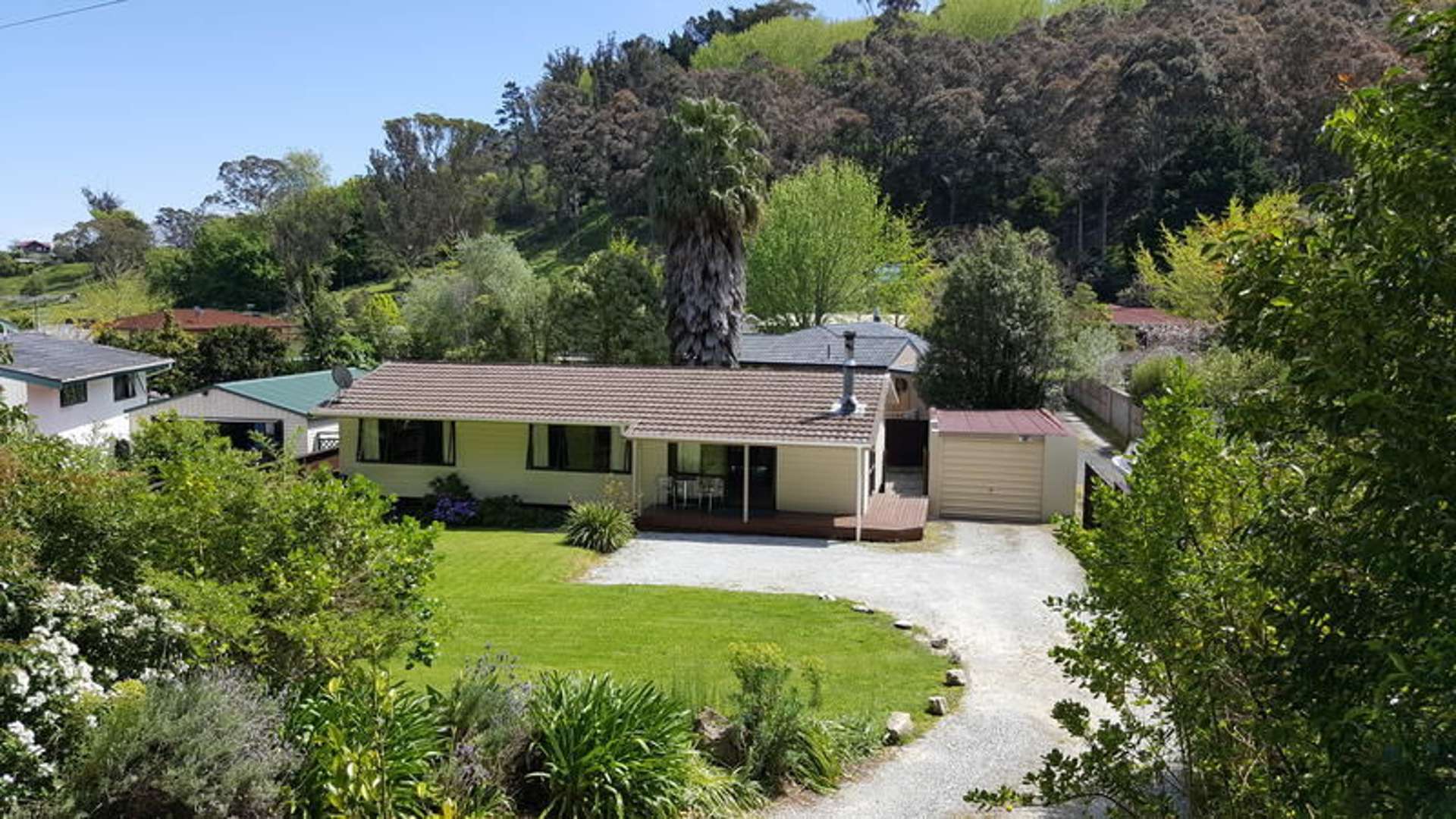 208 Fox Street Whataupoko Gisborne District Houses for Sale One