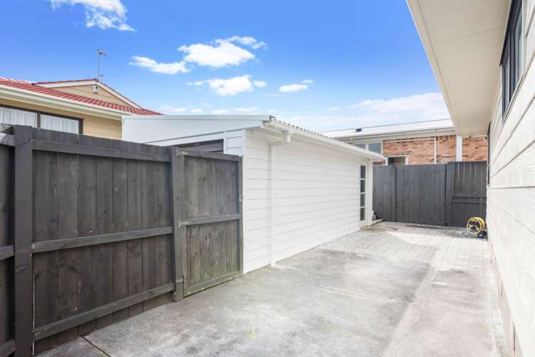 1/40 Swaffield Road Papatoetoe_5
