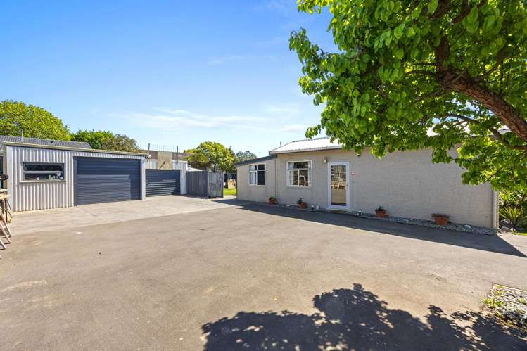64 Cuffs Road Wainoni_5