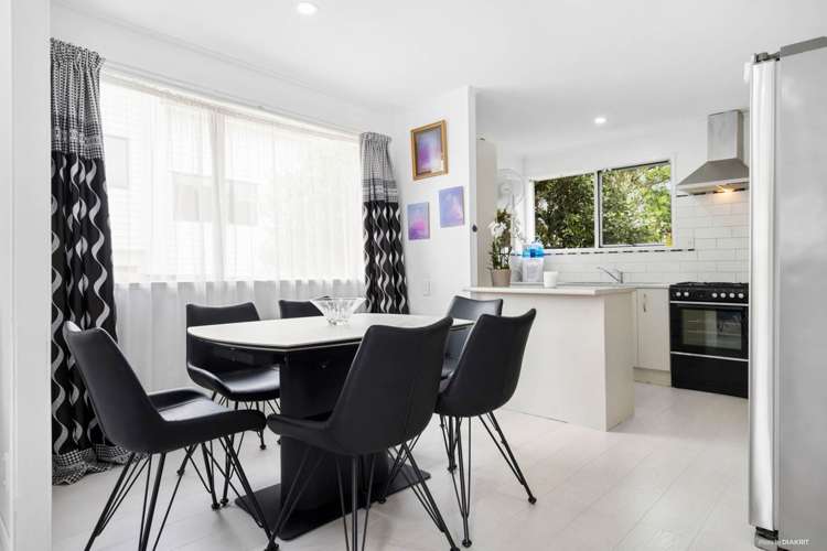 207 Gills Road Half Moon Bay_8