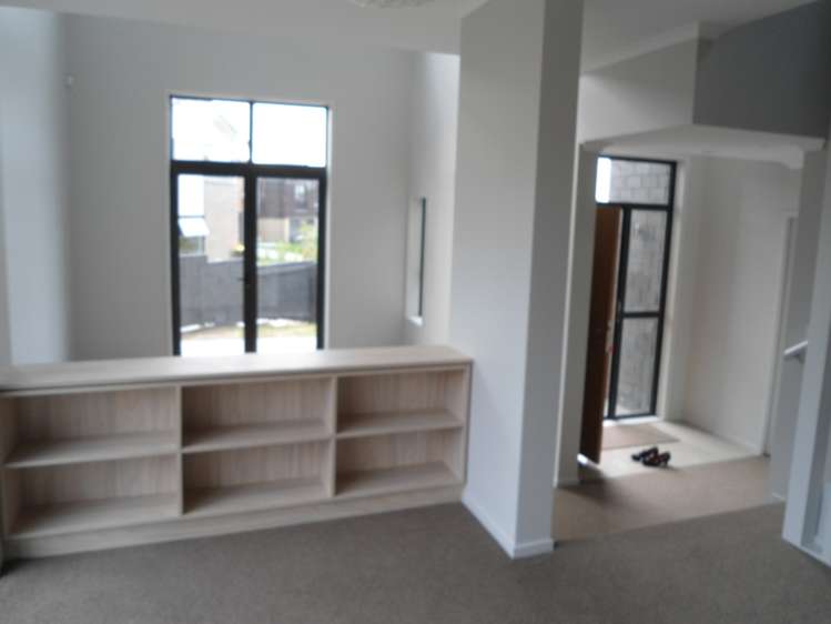18 Hirimate Place Flat Bush_2
