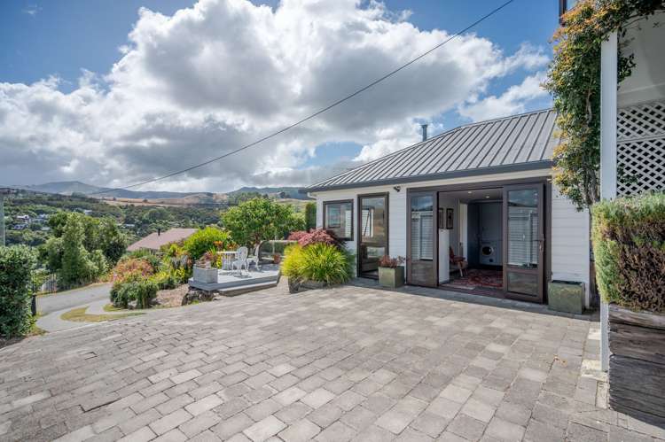 17 Penlington Place Akaroa_22