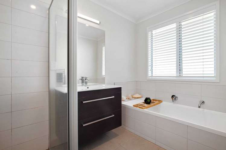 2 Okohaka Avenue Glenbrook_10