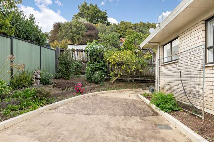 1 Len Brown Place Pukekohe_11