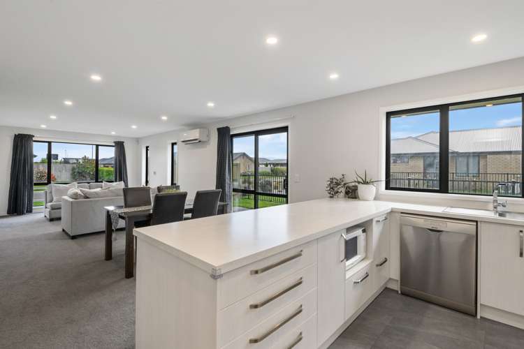 8 Slate Street Rolleston_5