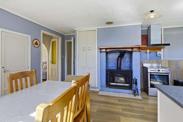 4 & 6 Bush Street Karangahake_3