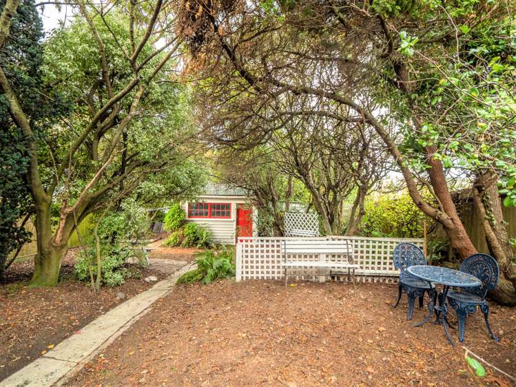 23 Nottingham Crescent Calton Hill_16