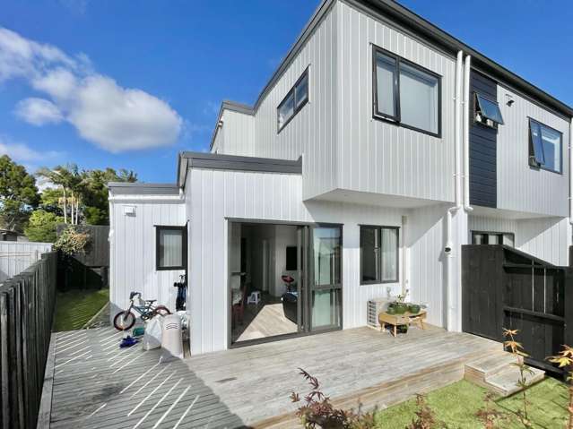 Peaceful Two Bedroom, Two Bathroom Home