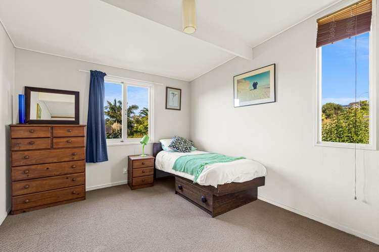 1/1 Jeanette Place Mairangi Bay_14