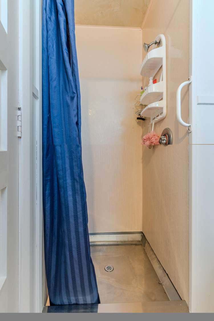 6 Duthie Street Milton_9