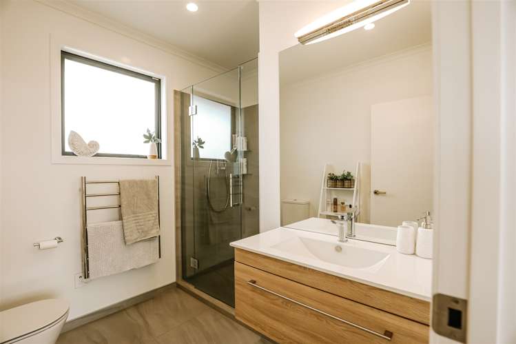 43 Katania Heights Brightwater_15