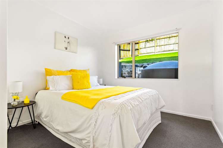 17 Exotic Place Massey_11