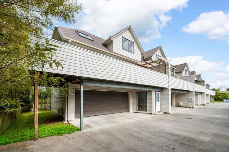 12E Dowding Street_0