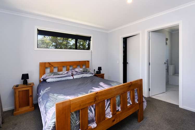 23 Oakdale Grove Richmond_9