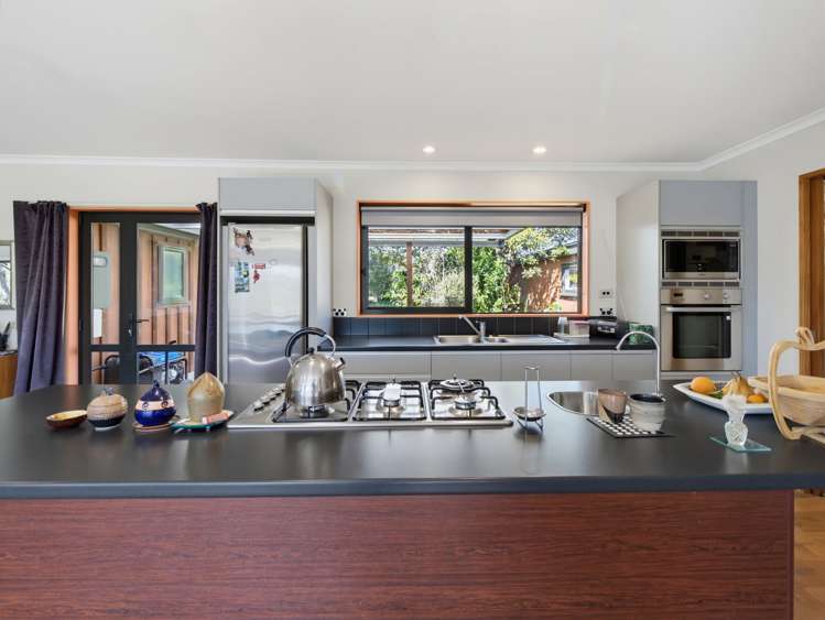 186 Sunset Valley Road Upper Moutere_16