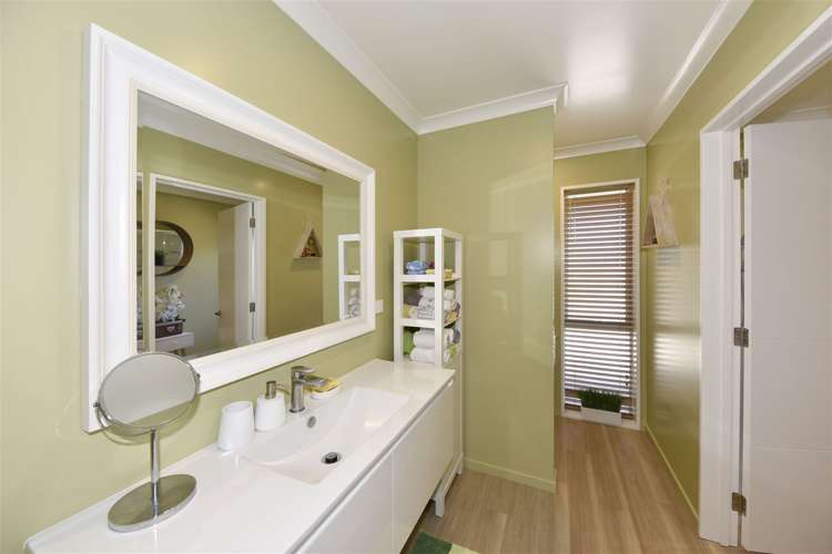 10 Te Whenu Crescent Marshland_15