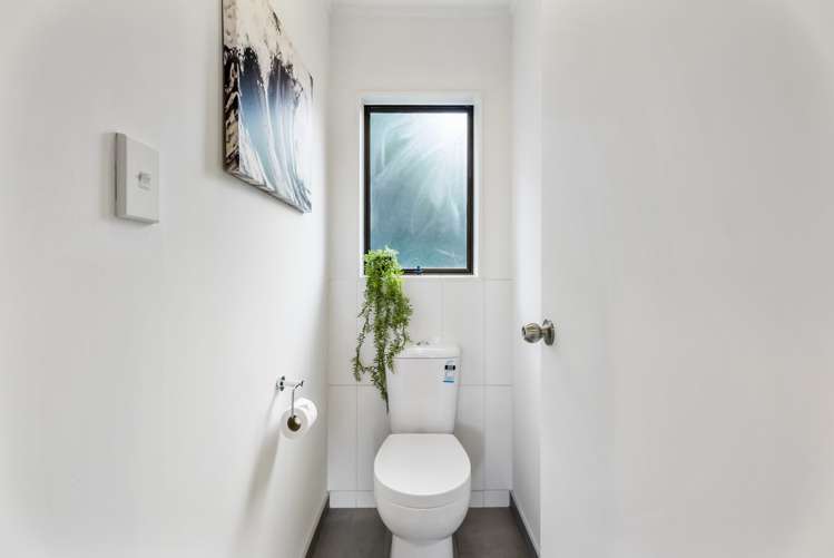 2/18 Pleasant Road Glen Eden_13