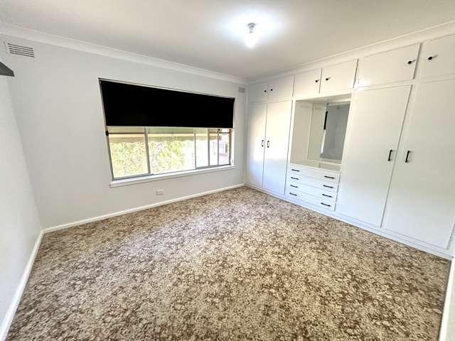51 Casuarina Place Junee_3
