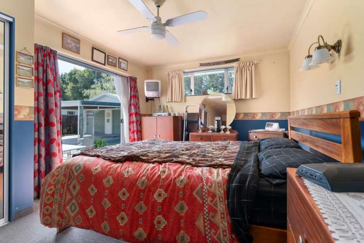 13 Deller Drive Carterton_9