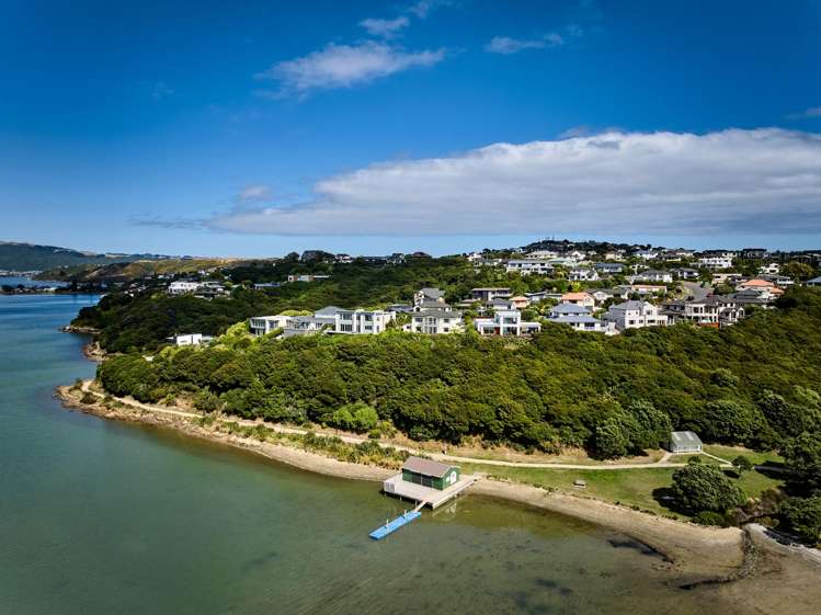 31 Pendennis Point Camborne_32