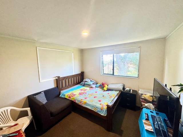 7A Silverstone Pl Henderson_2