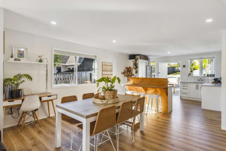 6 Moa Road Raumati Beach_5