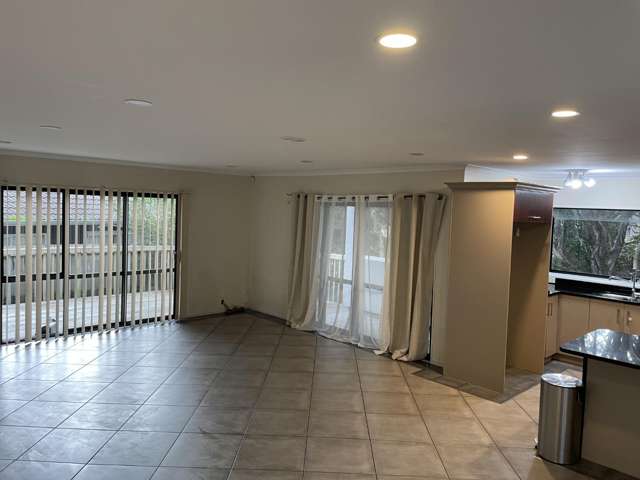 89A Mt Lebanon Crescent 10699_3