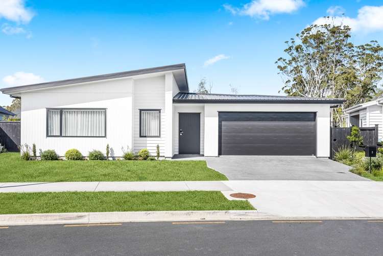 9 Matahae Crescent Milldale_1