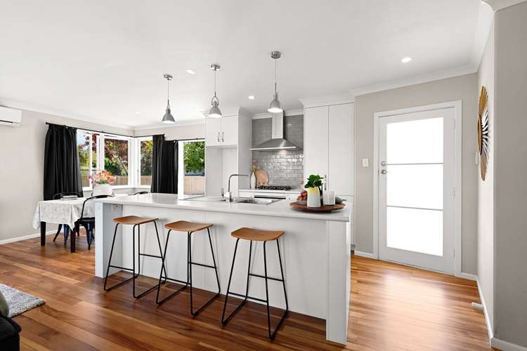 56 Southsea Crescent Silverdale_7