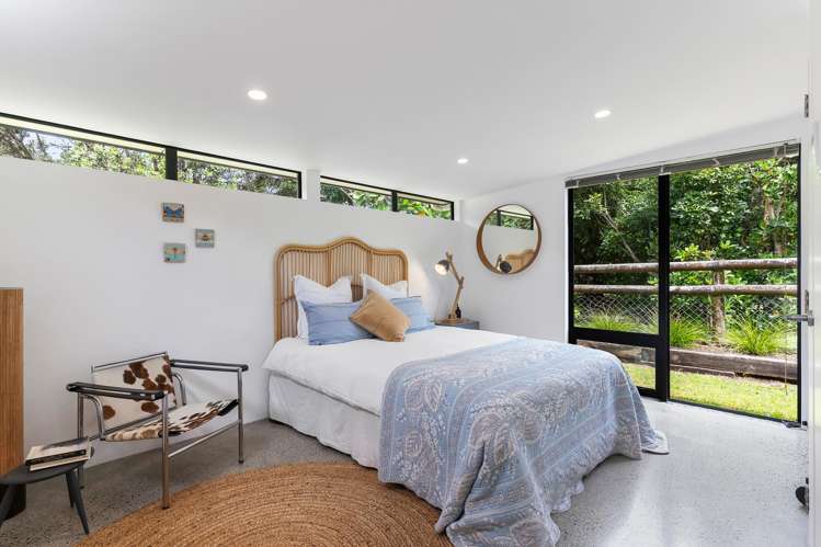 8 Erangi Place Bethells Beach_20