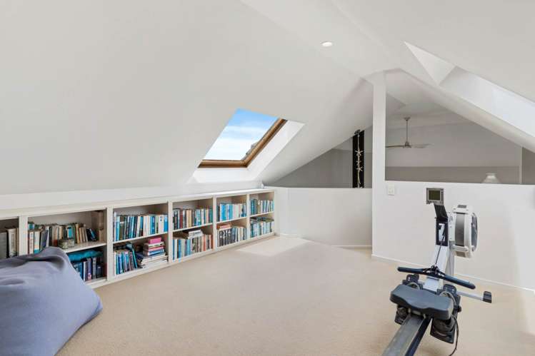 74 Kestrel Heights Arkles Bay_19