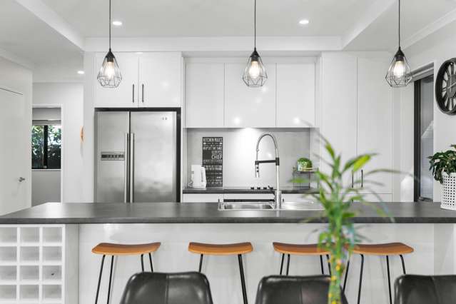 16 Barbara Joan Road Wigram_4