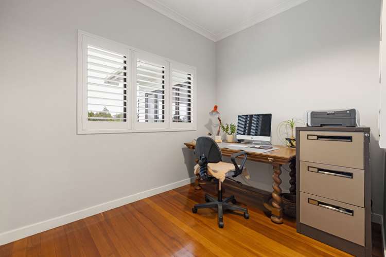 150 Lake Crescent Hamilton Lake_15