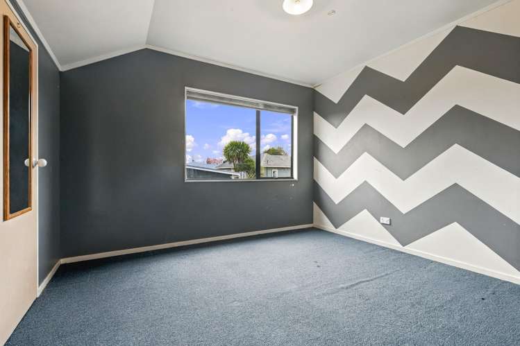 2/48 Arthur Crescent Hilltop_16
