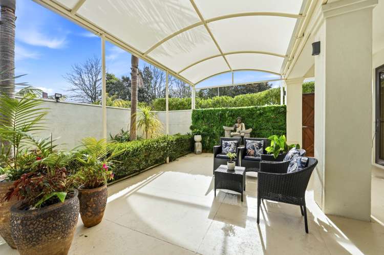 15B Regis Lane Flat Bush_15