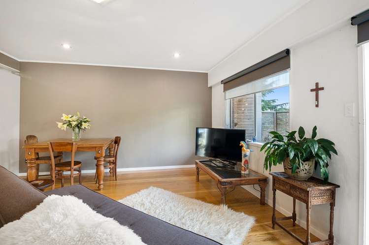2/7 Edmonton Road Henderson_1