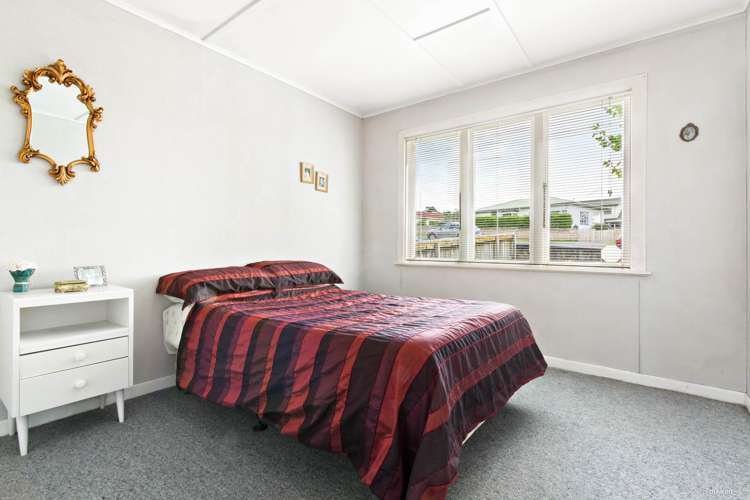 1/4 Ambler Avenue Glen Eden_7