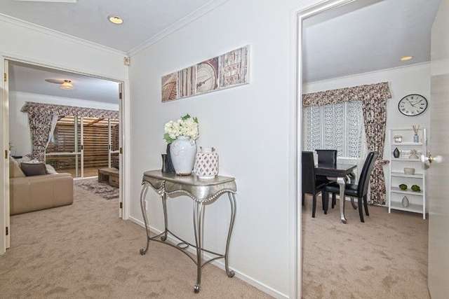 2/12 Windsong Court Northpark_1