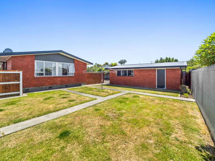 76 Allens Road Allenton_19