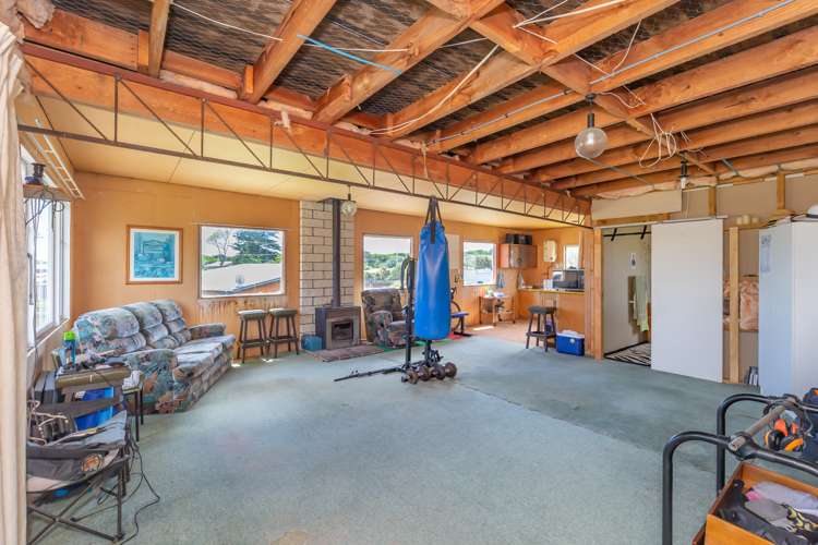 5 Ngatiawa Street Himatangi Beach_18