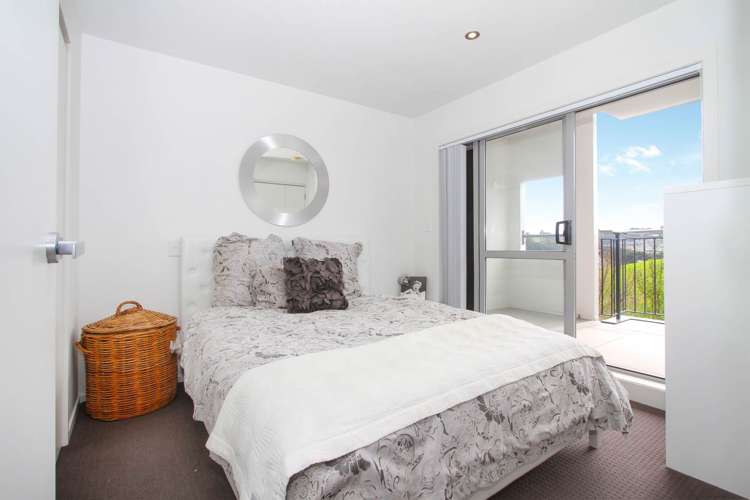 B12/60 Masons Road Oteha_6