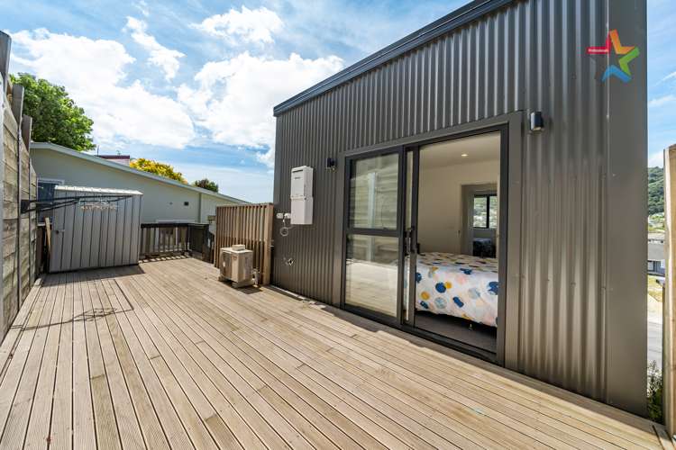 8 Main Road Wainuiomata_23