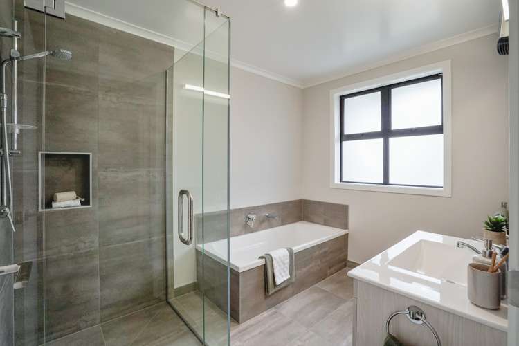 15 Chatham Rise Seaward Bush_14