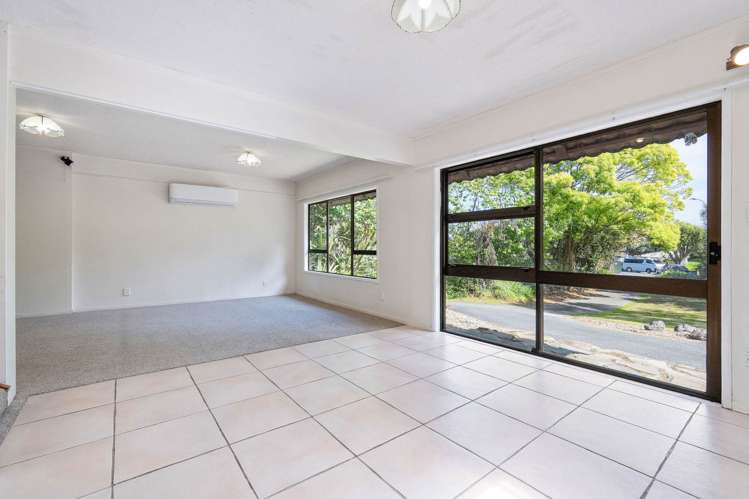 13 Reynolds Place Torbay_14