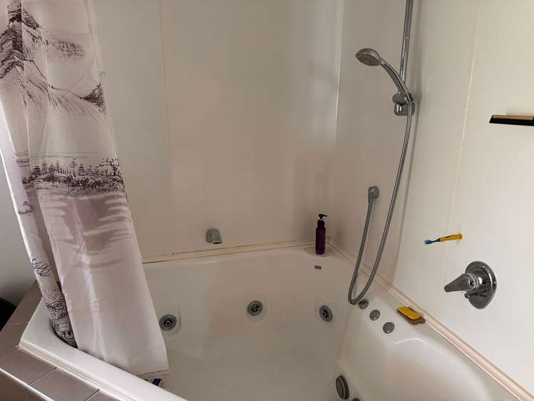 18 Park Road West End_7